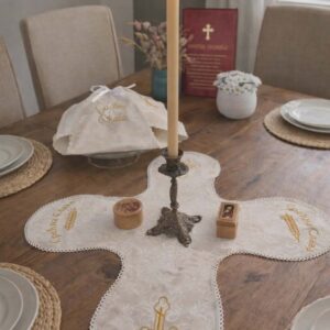 Cross Table Cloths