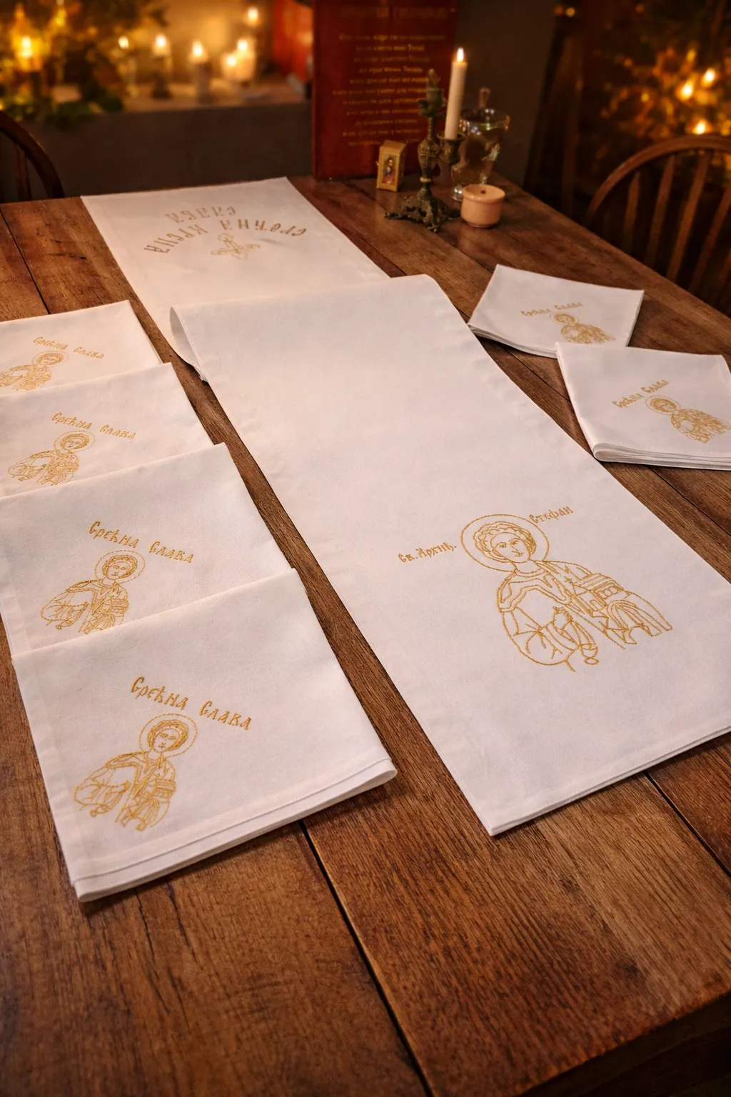 Table Runner Hemstitched + Icon - Image 2