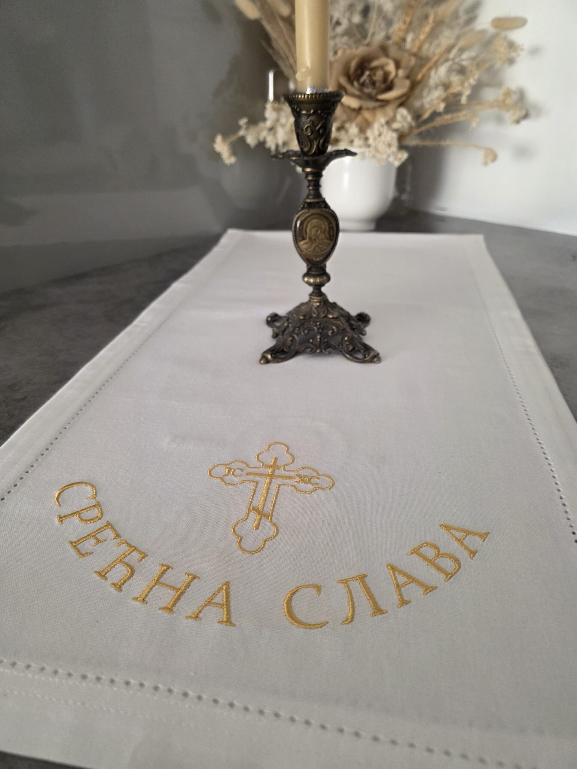 table runner hemstitched